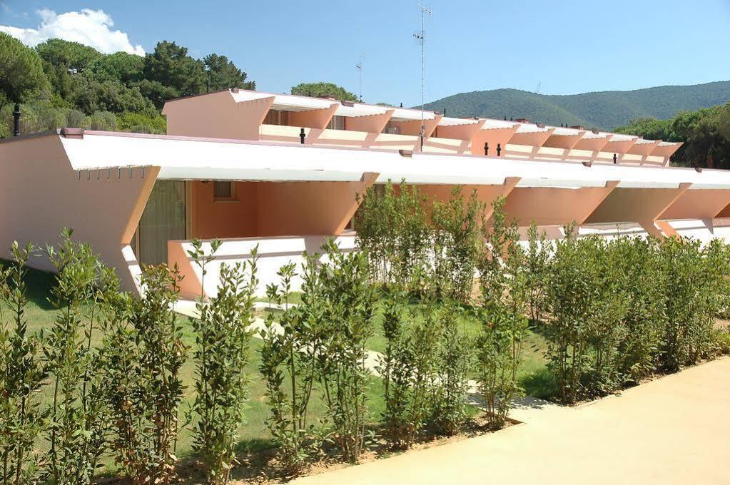 Residence Rex Lo Scoglietto Punta Ala Exterior photo